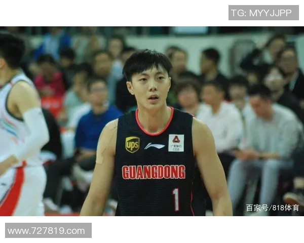 胡明轩：从青涩球员到篮球场上的璀璨明星之路与成长故事